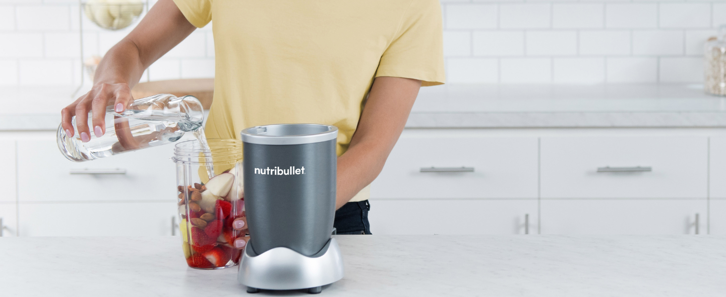 Миксер для смузи NutriBullet / 600 Вт / комплект из 3 аксессуаров 