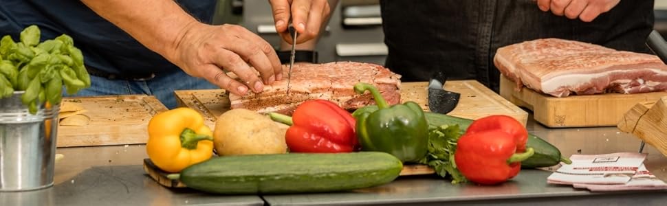 Профессиональный поварской нож из настоящей дамасской стали с рукояткой из дерева пакка 20 см Wakoli Ebo