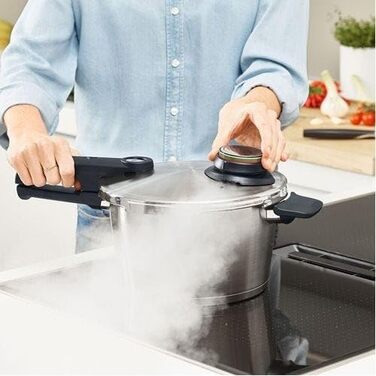 Набор скороварок Fissler Vitavit Premium 6 л / 2,5 л