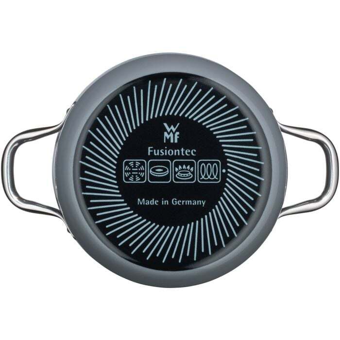 Кастрюля с крышкой 16 см Calm Grey Essential Fusiontec WMF
