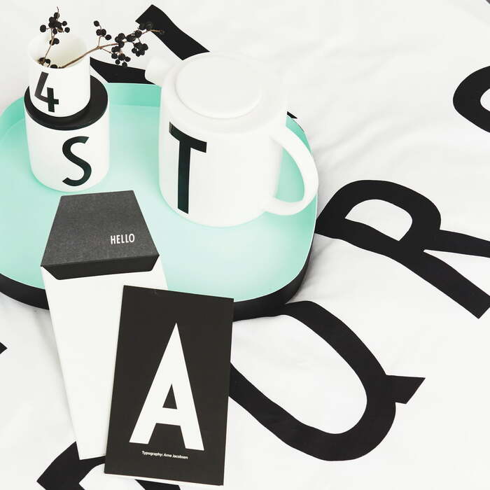 Открытка B 0,1x17x20 см черно-белая AJ Postkarte Design Letters