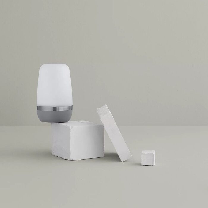 Светодиодный уличный светильник маленький 15 см Warm Gray Spirit Blomus