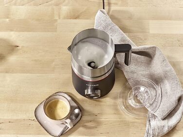 Индукционный взбиватель молока Spuma SM 3587, 700 мл, 500 Вт SEVERIN