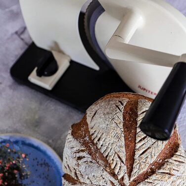 Ручная ломтерезка Jupiter / дерево / нержавеющая сталь / гладкий резной диск / красный