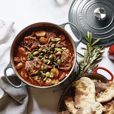 Кастрюля / жаровня 24 см, желтый Le Creuset