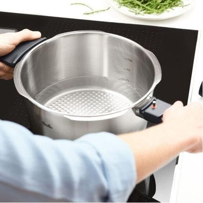 Набор скороварок Fissler Vitavit Premium 6 л / 2,5 л