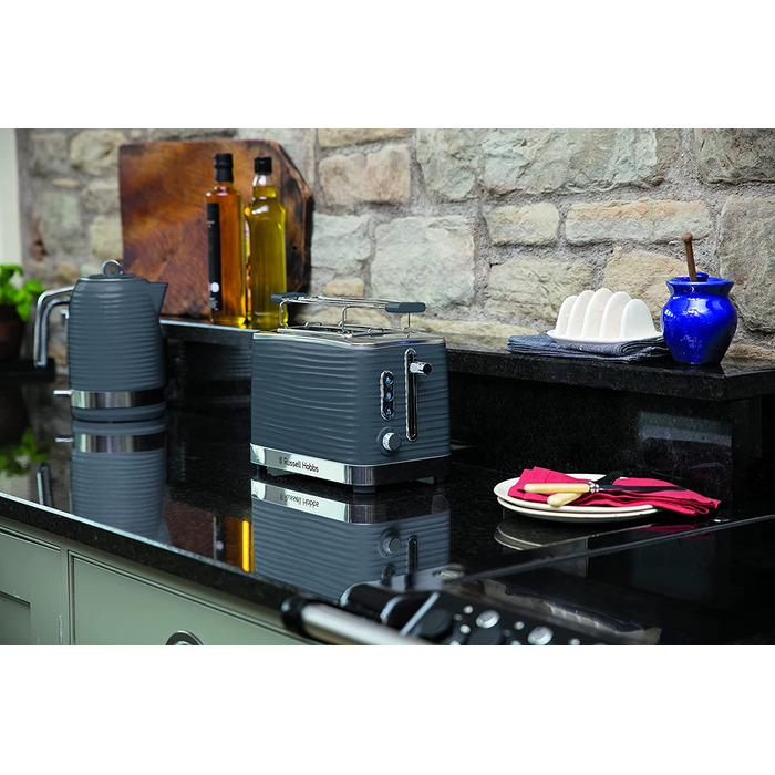 Тостер Russell Hobbs Inspire / на 2 ломтика / с насадкой для булочек / 6 ступеней / функция размораживания и разогрева