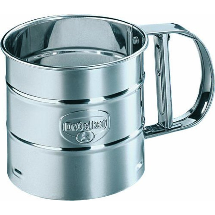 Кружка - сито для просеивания муки металлическая 350 г Back - Helfer Dr. Oetker