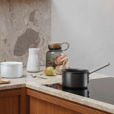 Кастрюля 1,1 л Black Line Eva Solo