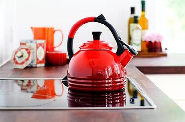 Чайник ZEN 1,5 л, бордовый Le Creuset