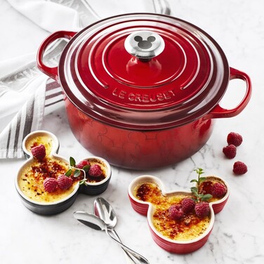 Кастрюля / жаровня 24 см, желтый Le Creuset