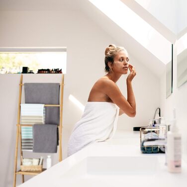 Вешалка для полотенец бамбуковая, складная, маленькая вешалка для одежды, 3 полки, 3 вешалки для полотенец, 4 боковых крючка, ВхШхГ 152 x 53 x 31 см, дерево, натуральный Коттедж