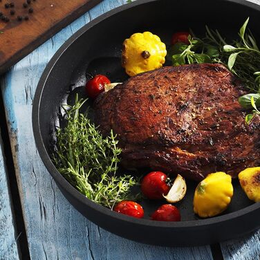 Сковорода с крышкой 20 см черно-синяя SKK