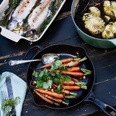 Сковорода для жарки и сервировки 23 см Signature Black Le Creuset