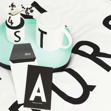 Открытка B 0,1x17x20 см черно-белая AJ Postkarte Design Letters