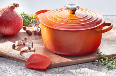 Кастрюля / жаровня 24 см, желтый Le Creuset