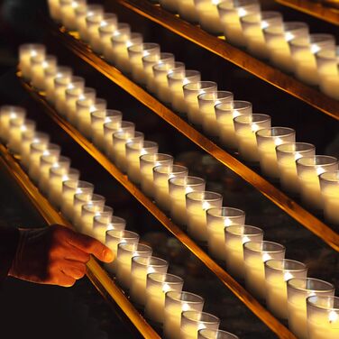 Набор из 24 свечей в бокалах, без запаха Belle Vous