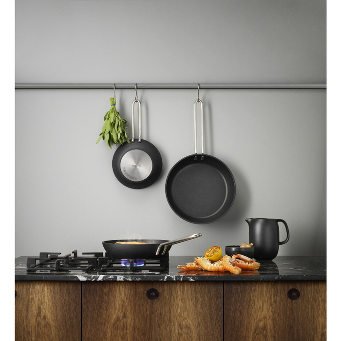 Сковорода 24 см черная Professional Eva Solo