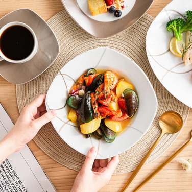 Столовый сервиз на 4 персоны/12 предметов Nikita Veweet